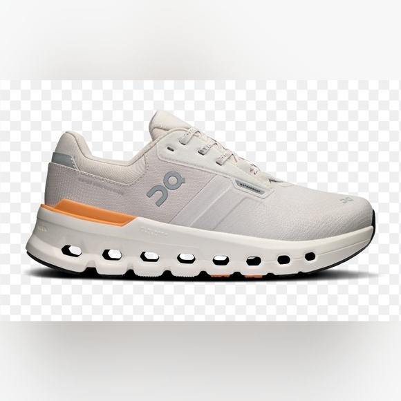 On Running Shoes - Size. 7.5 Cloudrunner. 2. Women's Waterprof